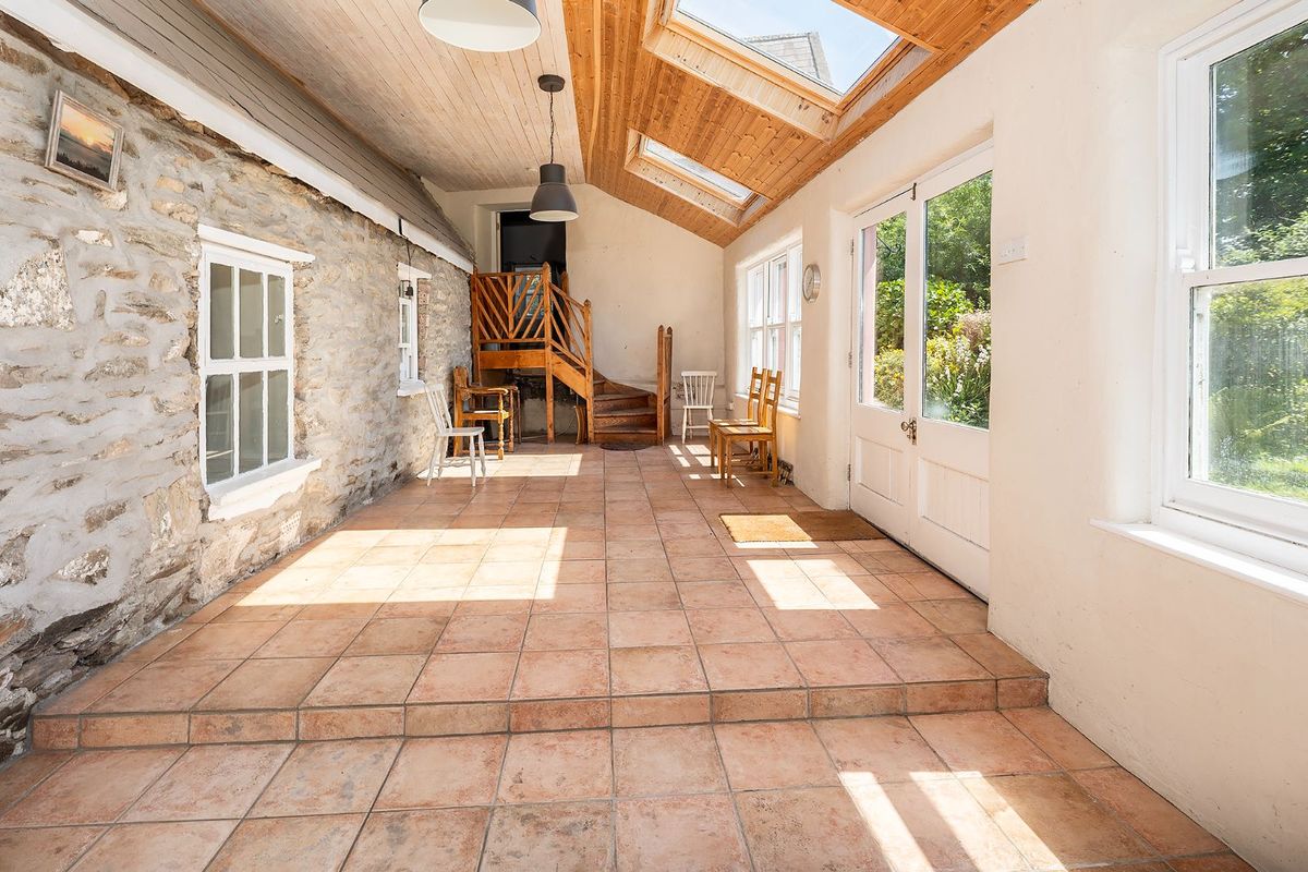 Extended Cottage For Sale: Marlogue Cottage, Walterstown, Cobh, Co. Cork Extended Cottage For Sale: Marlogue Cottage, Walterstown, Cobh, Co. Cork