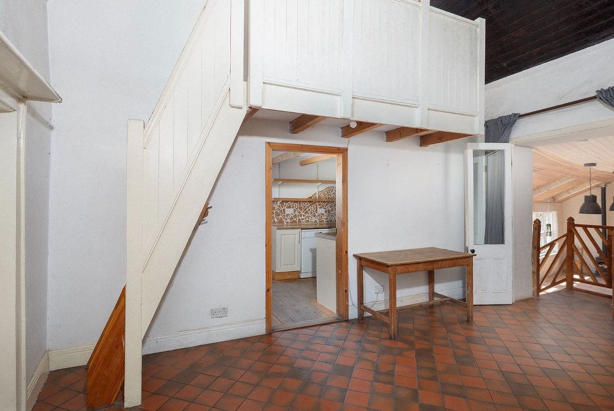 Extended Cottage For Sale: Marlogue Cottage, Walterstown, Cobh, Co. Cork Extended Cottage For Sale: Marlogue Cottage, Walterstown, Cobh, Co. Cork