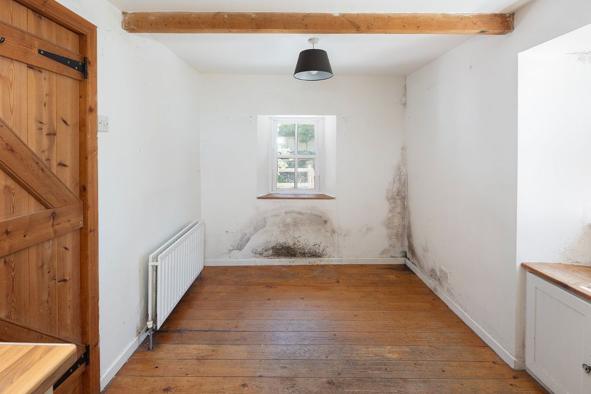 Extended Cottage For Sale: Marlogue Cottage, Walterstown, Cobh, Co. Cork Extended Cottage For Sale: Marlogue Cottage, Walterstown, Cobh, Co. Cork