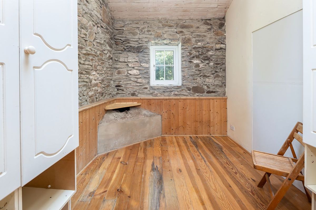 Extended Cottage For Sale: Marlogue Cottage, Walterstown, Cobh, Co. Cork Extended Cottage For Sale: Marlogue Cottage, Walterstown, Cobh, Co. Cork