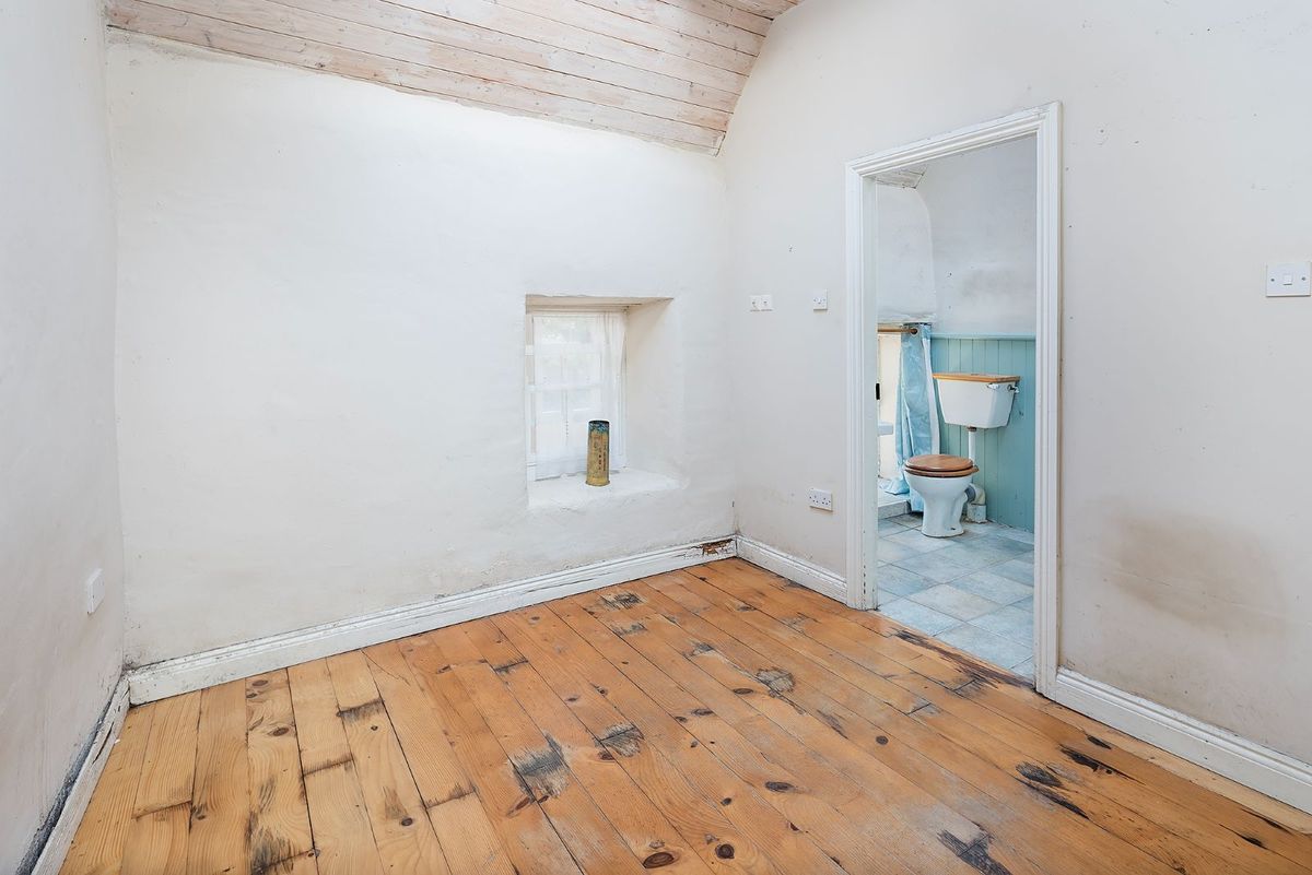 Extended Cottage For Sale: Marlogue Cottage, Walterstown, Cobh, Co. Cork Extended Cottage For Sale: Marlogue Cottage, Walterstown, Cobh, Co. Cork