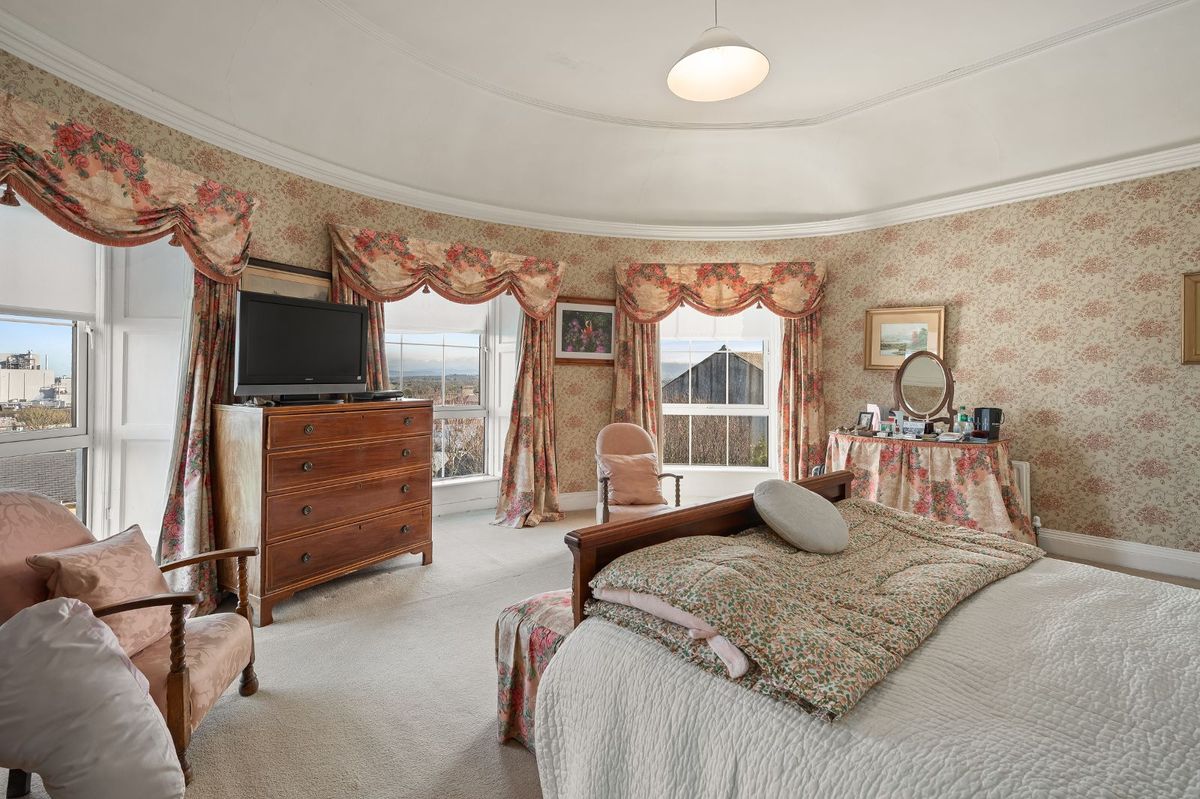 Georgian Home For Sale: Millmount, Main Street, Charleville, Co. Cork Georgian Home For Sale: Millmount, Main Street, Charleville, Co. Cork