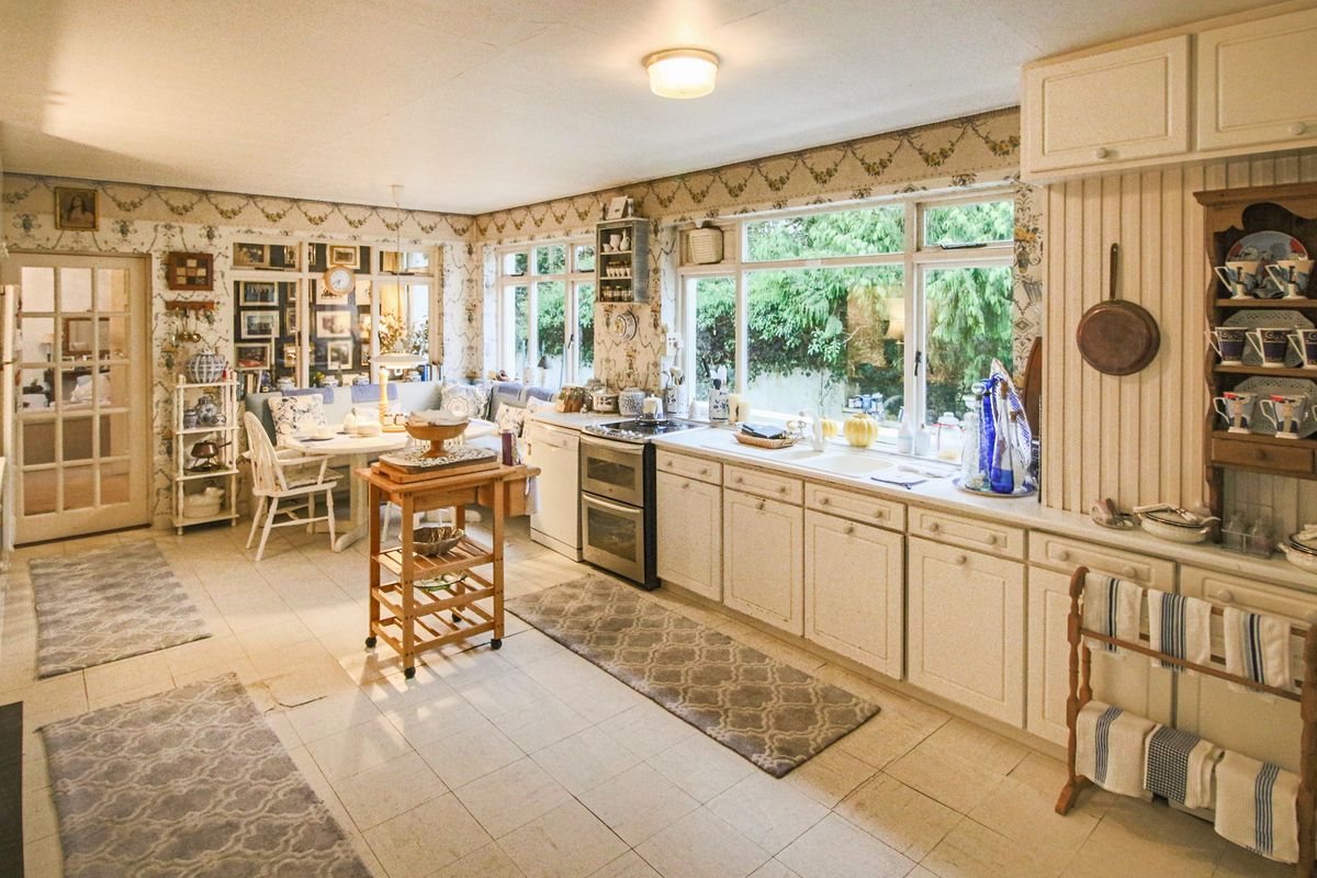 Period Residence For Sale: Mount Ashley, Glebe, Roosky, Co. Roscommon Period Residence For Sale: Mount Ashley, Glebe, Roosky, Co. Roscommon