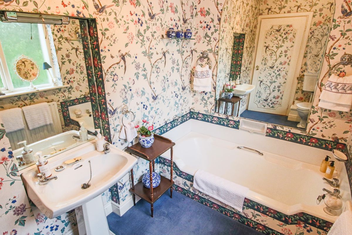 Period Residence For Sale: Mount Ashley, Glebe, Roosky, Co. Roscommon Period Residence For Sale: Mount Ashley, Glebe, Roosky, Co. Roscommon