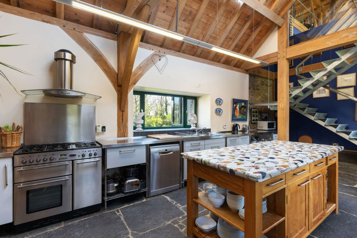 Renovated and Extended Farmhouse For Sale: Mount Coggill, Griffinstown, Borris, Co. Kilkenny Renovated and Extended Farmhouse For Sale: Mount Coggill, Griffinstown, Borris, Co. Kilkenny