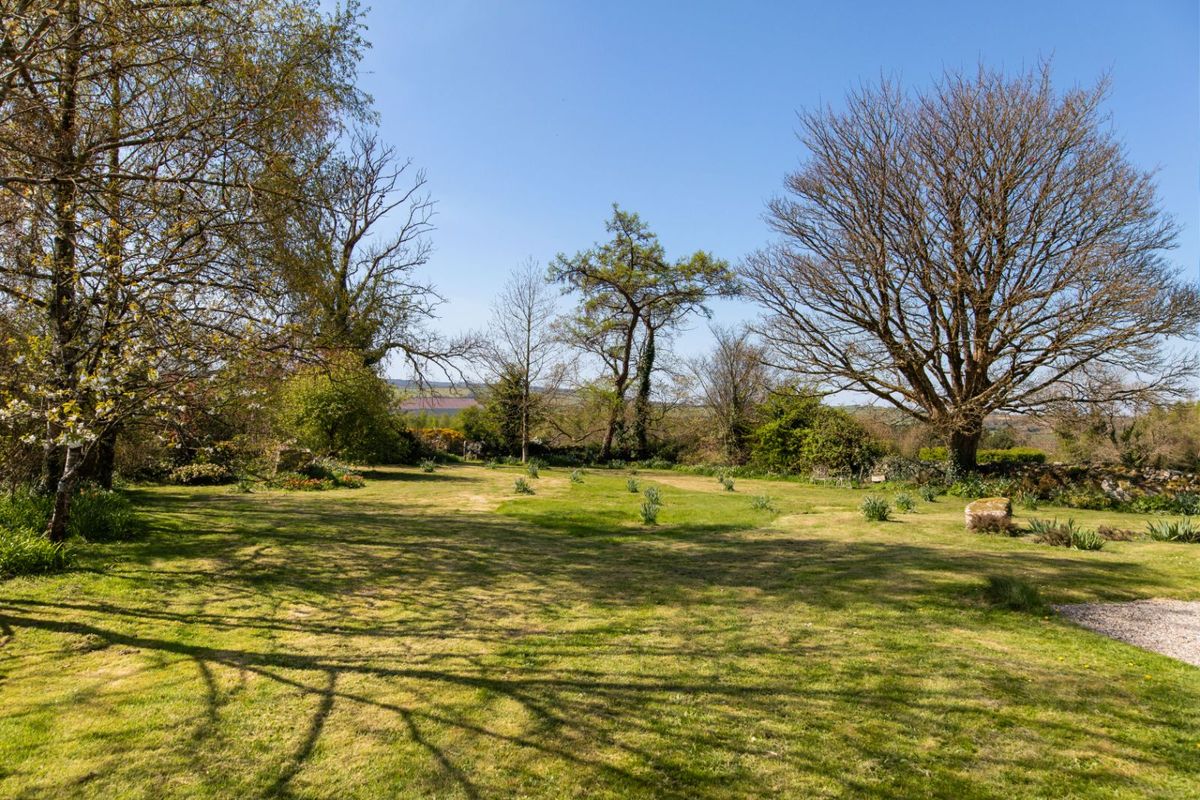 Renovated and Extended Farmhouse For Sale: Mount Coggill, Griffinstown, Borris, Co. Kilkenny Renovated and Extended Farmhouse For Sale: Mount Coggill, Griffinstown, Borris, Co. Kilkenny
