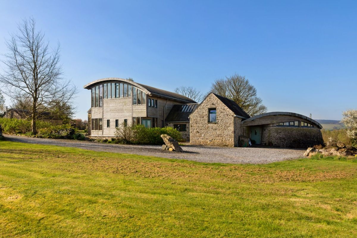 Renovated and Extended Farmhouse For Sale: Mount Coggill, Griffinstown, Borris, Co. Kilkenny Renovated and Extended Farmhouse For Sale: Mount Coggill, Griffinstown, Borris, Co. Kilkenny