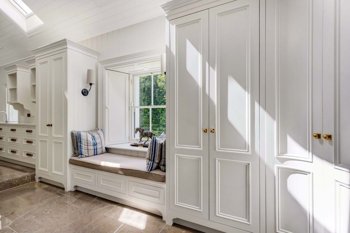 Restored period Residence For Sale: Mount Windsor House, Mountarmstrong, Donadea, Co. Kildare Restored period Residence For Sale: Mount Windsor House, Mountarmstrong, Donadea, Co. Kildare