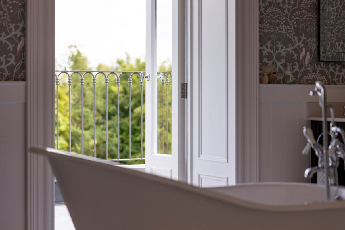 Restored period Residence For Sale: Mount Windsor House, Mountarmstrong, Donadea, Co. Kildare Restored period Residence For Sale: Mount Windsor House, Mountarmstrong, Donadea, Co. Kildare