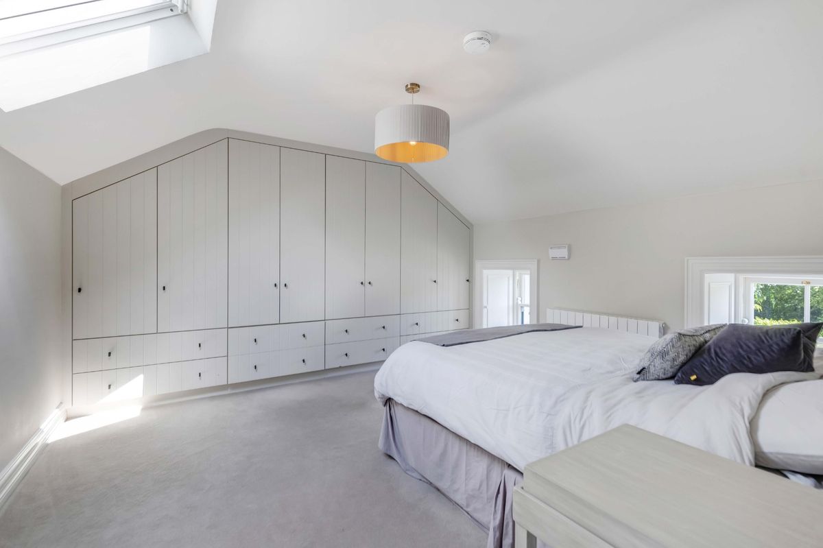 Restored period Residence For Sale: Mount Windsor House, Mountarmstrong, Donadea, Co. Kildare Restored period Residence For Sale: Mount Windsor House, Mountarmstrong, Donadea, Co. Kildare