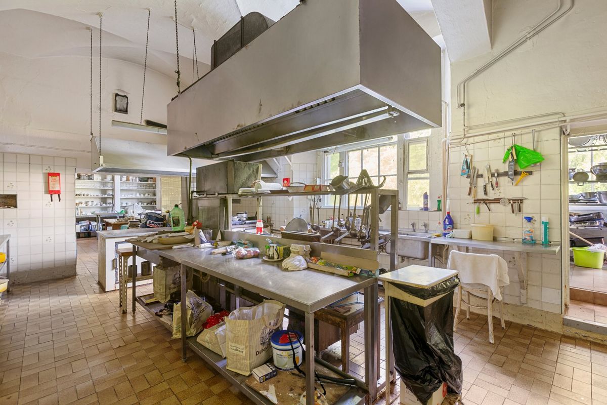 Georgian Property For Sale: Newport House, Main Street, Newport, Co. Mayo Georgian Property For Sale: Newport House, Main Street, Newport, Co. Mayo