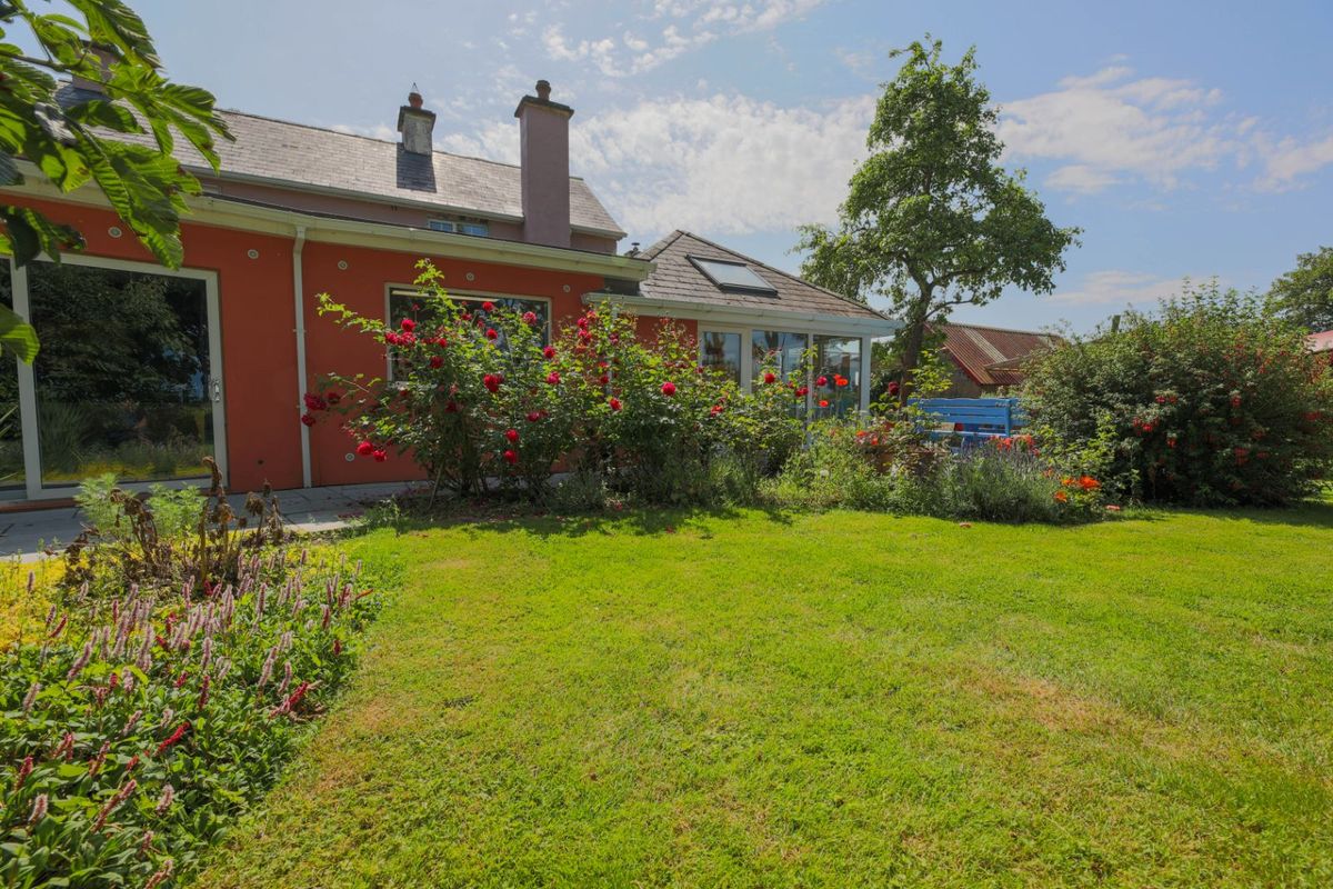 Family Home For Sale: Oldglass House, Ballacolla, Clough, Co. Laois Family Home For Sale: Oldglass House, Ballacolla, Clough, Co. Laois