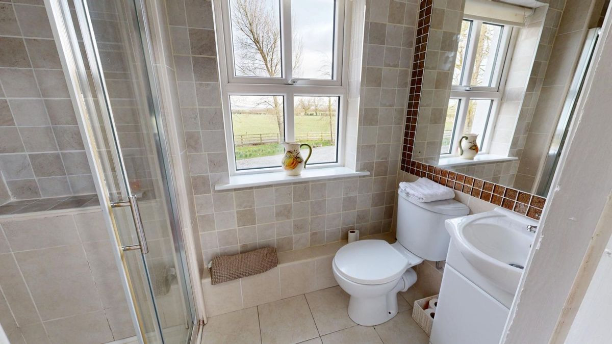 Family Home For Sale: Oldglass House, Ballacolla, Clough, Co. Laois Family Home For Sale: Oldglass House, Ballacolla, Clough, Co. Laois