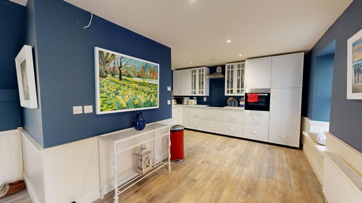 Family Home For Sale: Oldglass House, Ballacolla, Clough, Co. Laois Family Home For Sale: Oldglass House, Ballacolla, Clough, Co. Laois