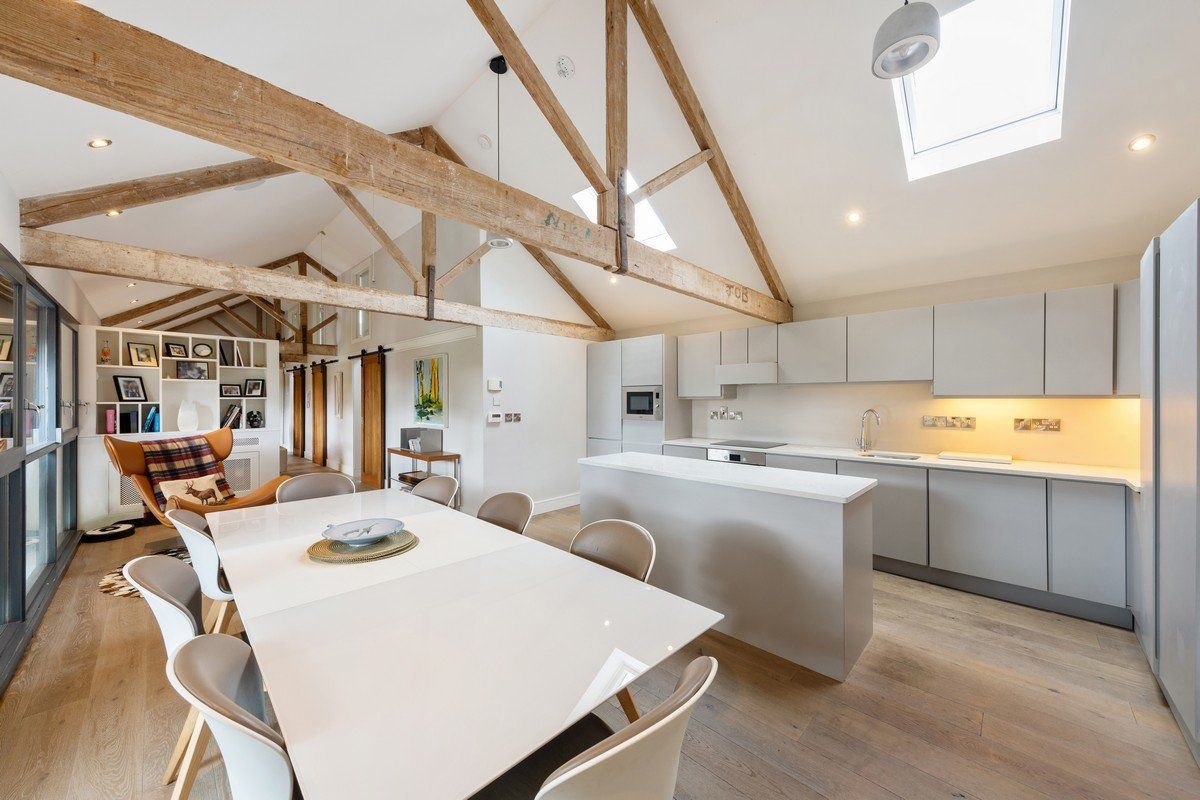 Regency Style Residence For Sale: Pembrokestown House, Gaulstown, Butlerstown, Co. Waterford Regency Style Residence For Sale: Pembrokestown House, Gaulstown, Butlerstown, Co. Waterford