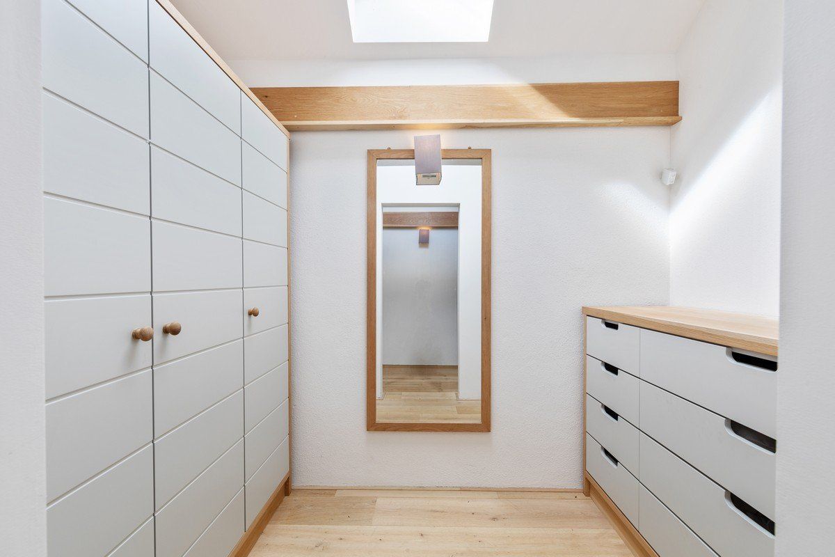 Regency Style Residence For Sale: Pembrokestown House, Gaulstown, Butlerstown, Co. Waterford Regency Style Residence For Sale: Pembrokestown House, Gaulstown, Butlerstown, Co. Waterford