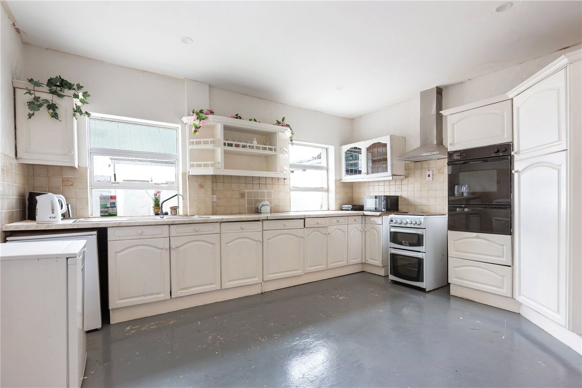 19th Century Farmhouse For Sale: Raheen House and Farm, Raheen, Killala, Co. Mayo 19th Century Farmhouse For Sale: Raheen House and Farm, Raheen, Killala, Co. Mayo