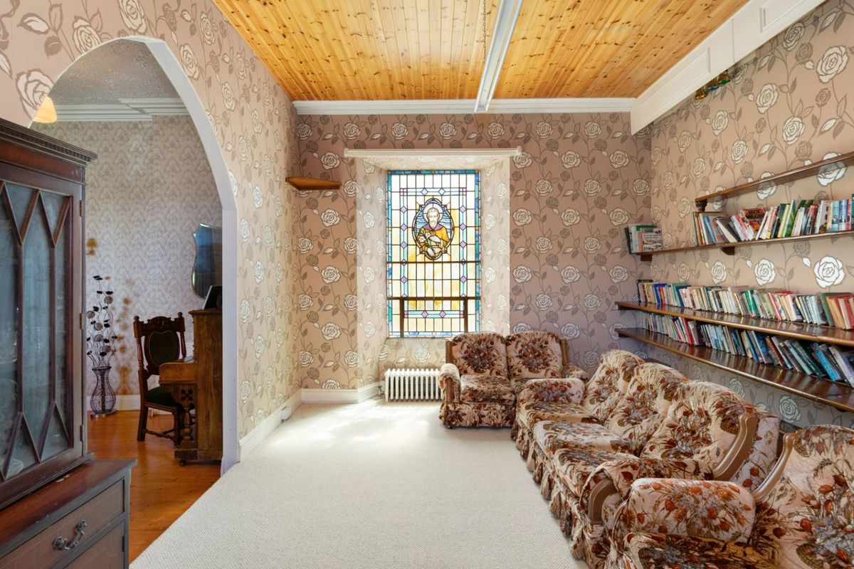 Historic Period House For Sale: Rathcline House & Farm, Rathcline, Lanesborough, Co. Longford Historic Period House For Sale: Rathcline House & Farm, Rathcline, Lanesborough, Co. Longford