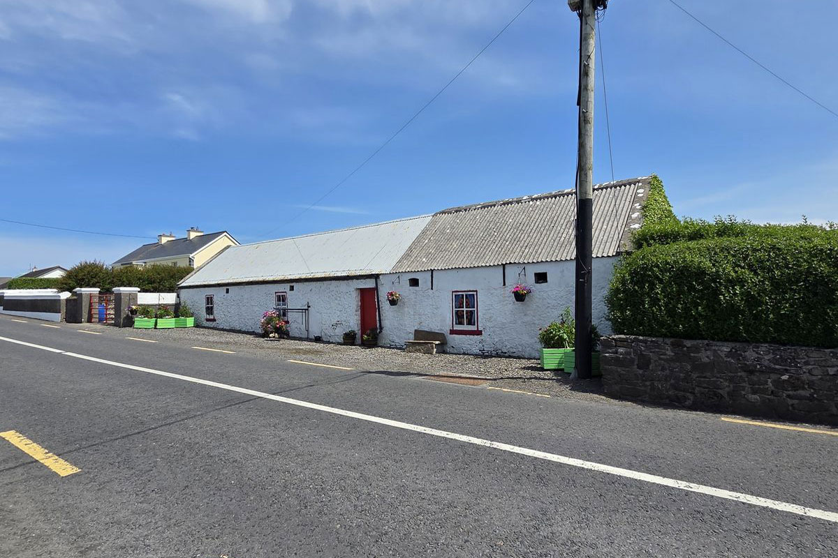 Derelict Cottage For Sale: Rathlee, Easkey, Co. Sligo