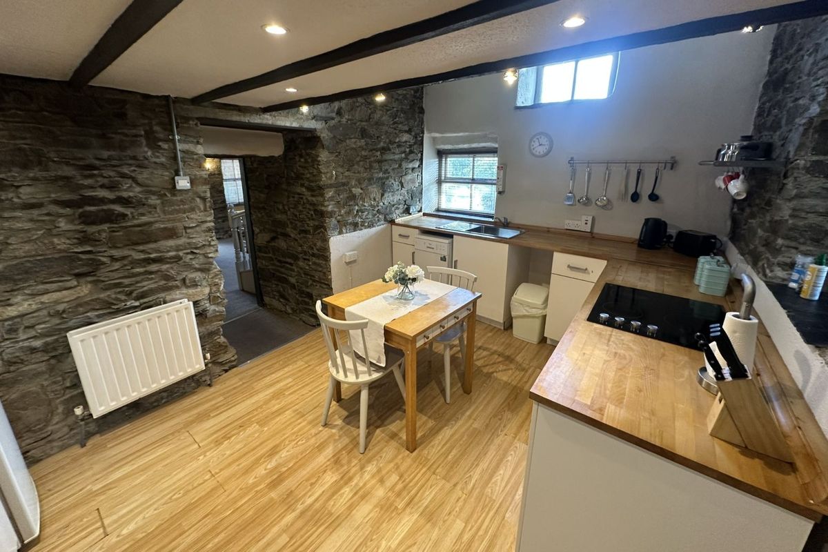 Country Cottage For Sale: Riverbank Cottage, Lissalohorig, Skibbereen, Co. Cork Country Cottage For Sale: Riverbank Cottage, Lissalohorig, Skibbereen, Co. Cork