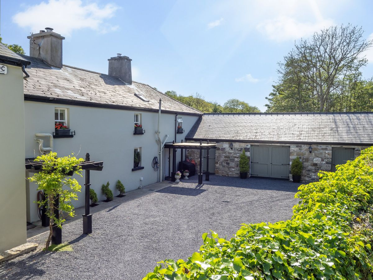 Georgian Property For Sale: Riverside House, Castlebar Road, Newport, Co. Mayo Georgian Property For Sale: Riverside House, Castlebar Road, Newport, Co. Mayo