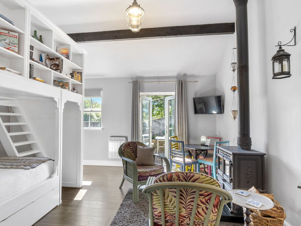 Georgian Property For Sale: Riverside House, Castlebar Road, Newport, Co. Mayo Georgian Property For Sale: Riverside House, Castlebar Road, Newport, Co. Mayo