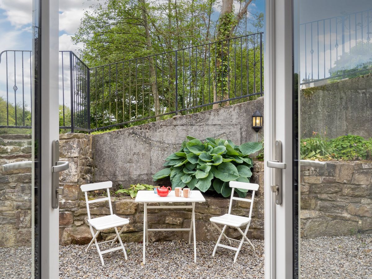 Georgian Property For Sale: Riverside House, Castlebar Road, Newport, Co. Mayo Georgian Property For Sale: Riverside House, Castlebar Road, Newport, Co. Mayo