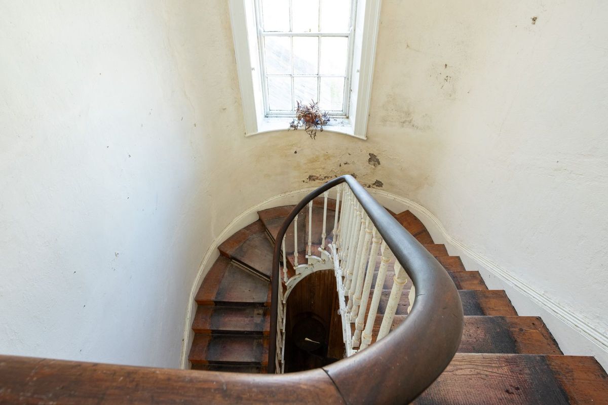 Georgian Residence For Sale: Riverview House, Mishells, Bandon, Co. Cork Georgian Residence For Sale: Riverview House, Mishells, Bandon, Co. Cork