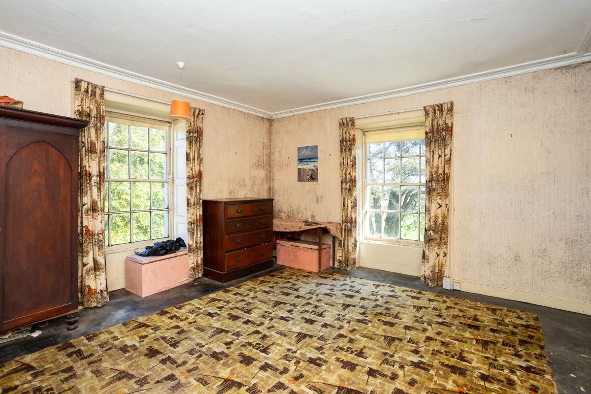 Georgian Residence For Sale: Riverview House, Mishells, Bandon, Co. Cork Georgian Residence For Sale: Riverview House, Mishells, Bandon, Co. Cork