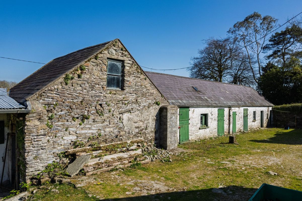 Georgian Residence For Sale: Riverview House, Mishells, Bandon, Co. Cork Georgian Residence For Sale: Riverview House, Mishells, Bandon, Co. Cork