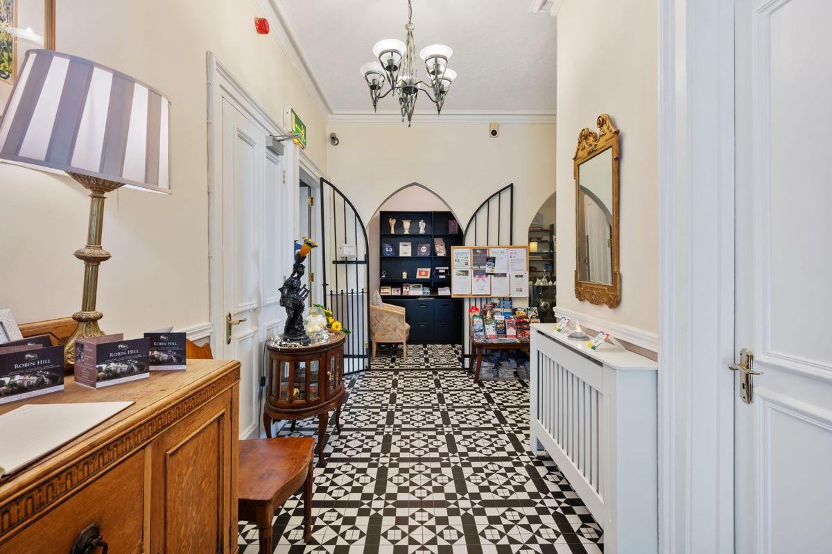 Victorian Property For Sale: Robin Hill, Lake Road, Cobh, Co. Cork Victorian Property For Sale: Robin Hill, Lake Road, Cobh, Co. Cork