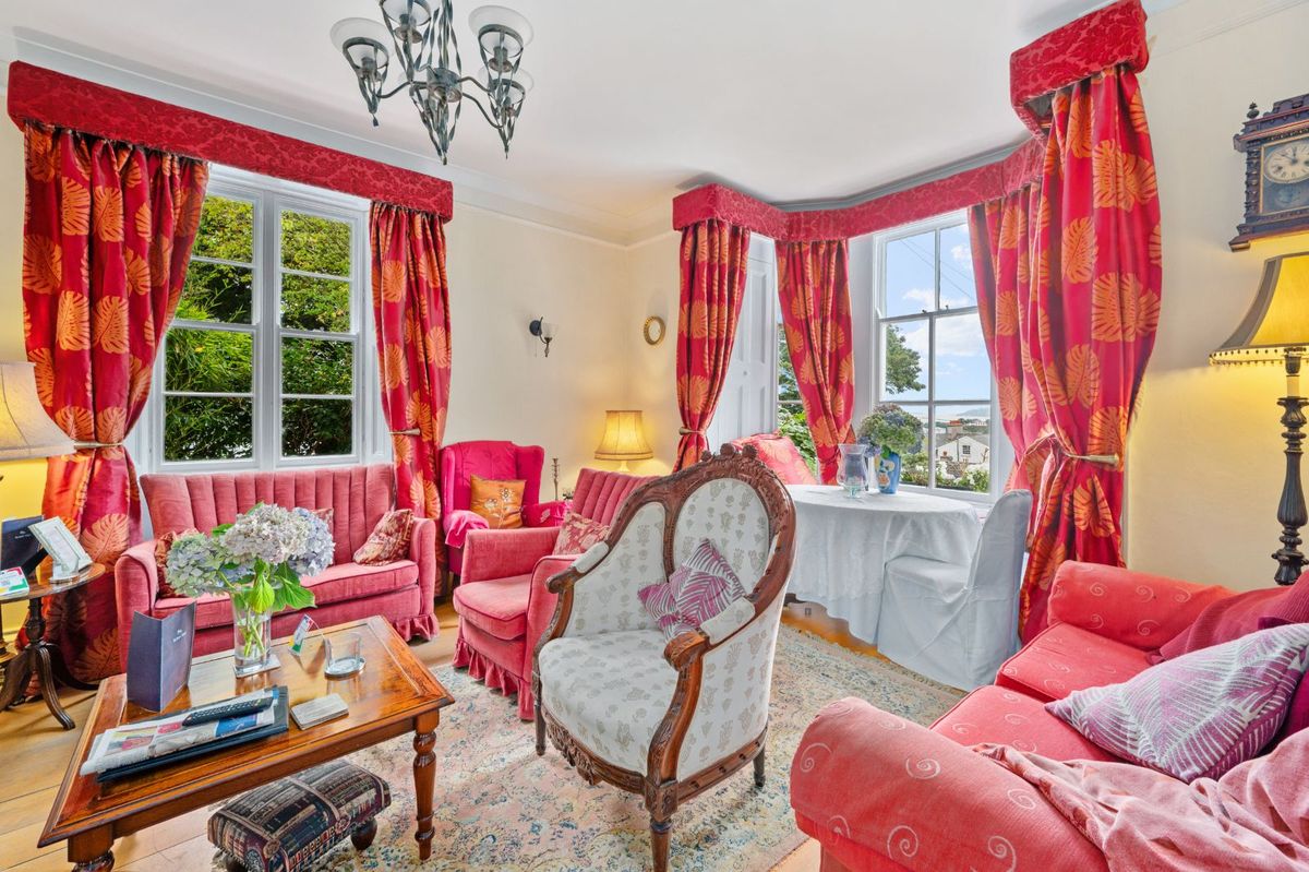 Victorian Property For Sale: Robin Hill, Lake Road, Cobh, Co. Cork Victorian Property For Sale: Robin Hill, Lake Road, Cobh, Co. Cork