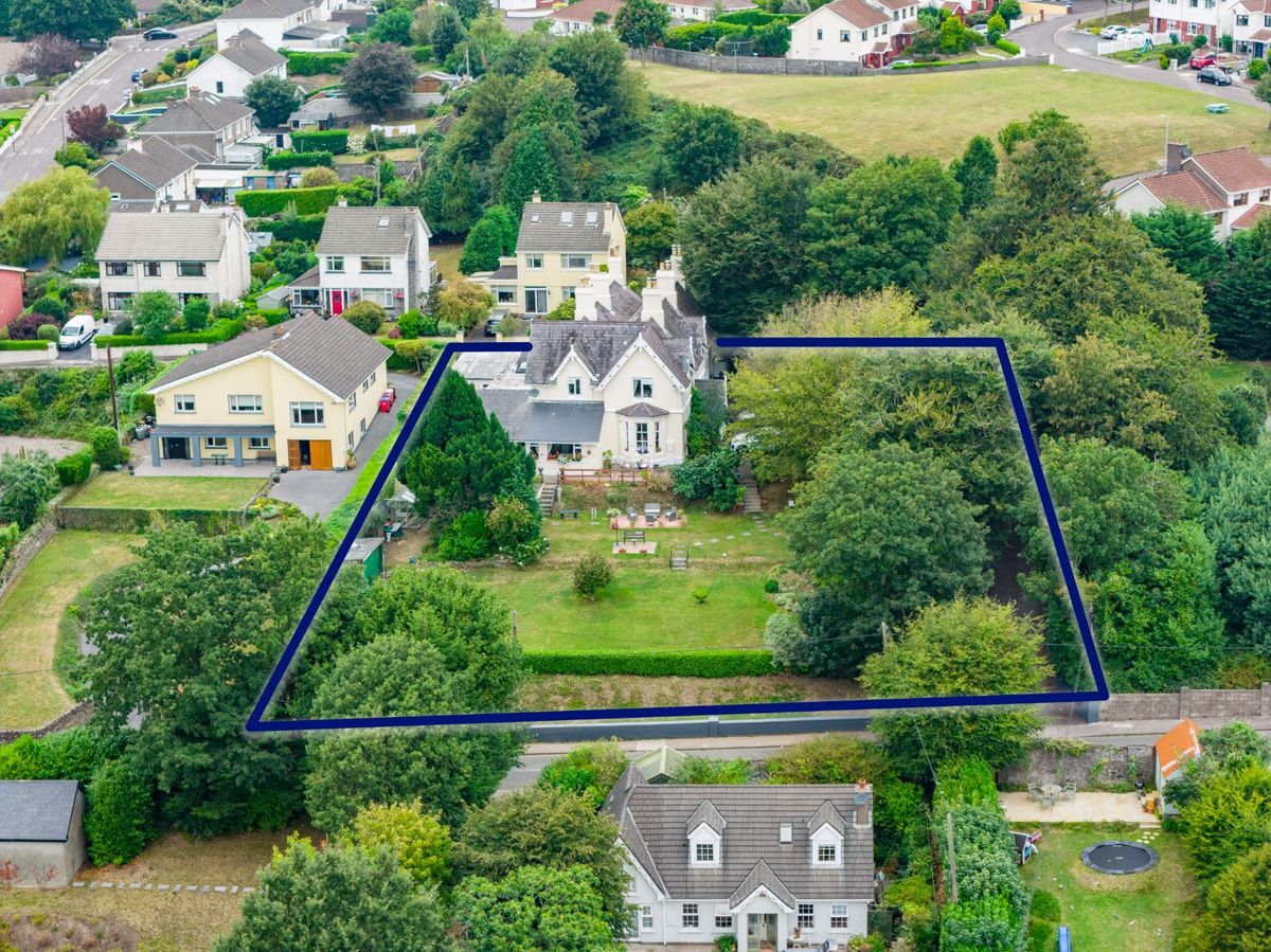 Victorian Property For Sale: Robin Hill, Lake Road, Cobh, Co. Cork Victorian Property For Sale: Robin Hill, Lake Road, Cobh, Co. Cork