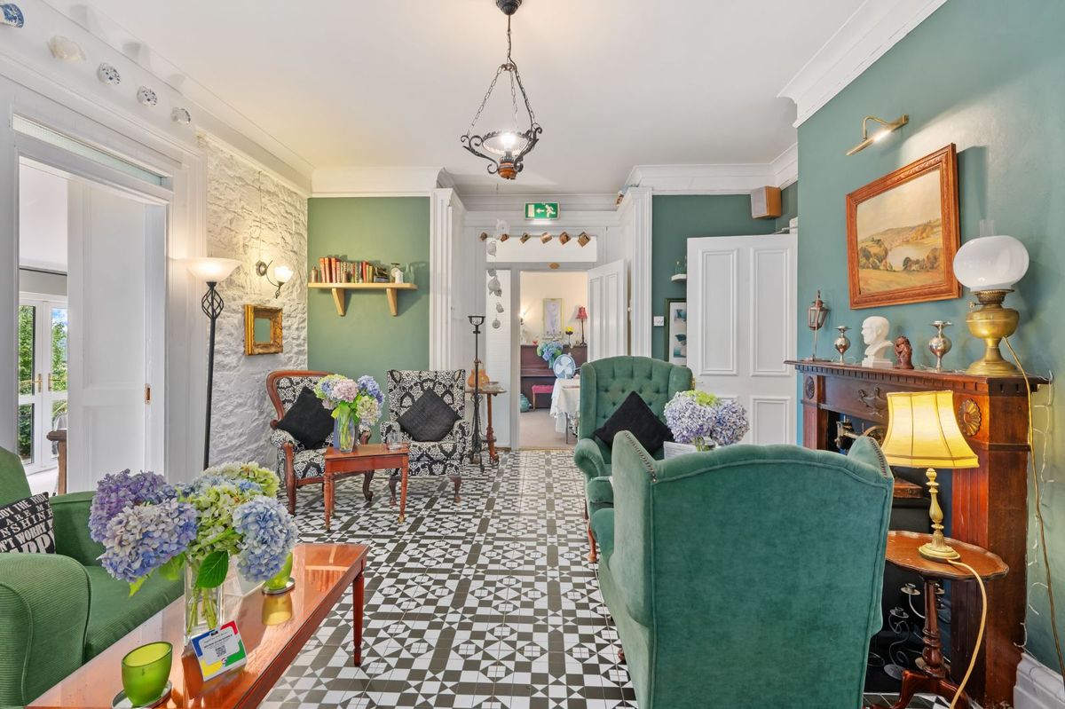 Victorian Property For Sale: Robin Hill, Lake Road, Cobh, Co. Cork Victorian Property For Sale: Robin Hill, Lake Road, Cobh, Co. Cork