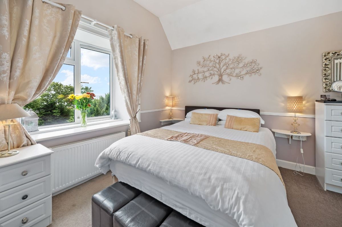 Victorian Property For Sale: Robin Hill, Lake Road, Cobh, Co. Cork Victorian Property For Sale: Robin Hill, Lake Road, Cobh, Co. Cork