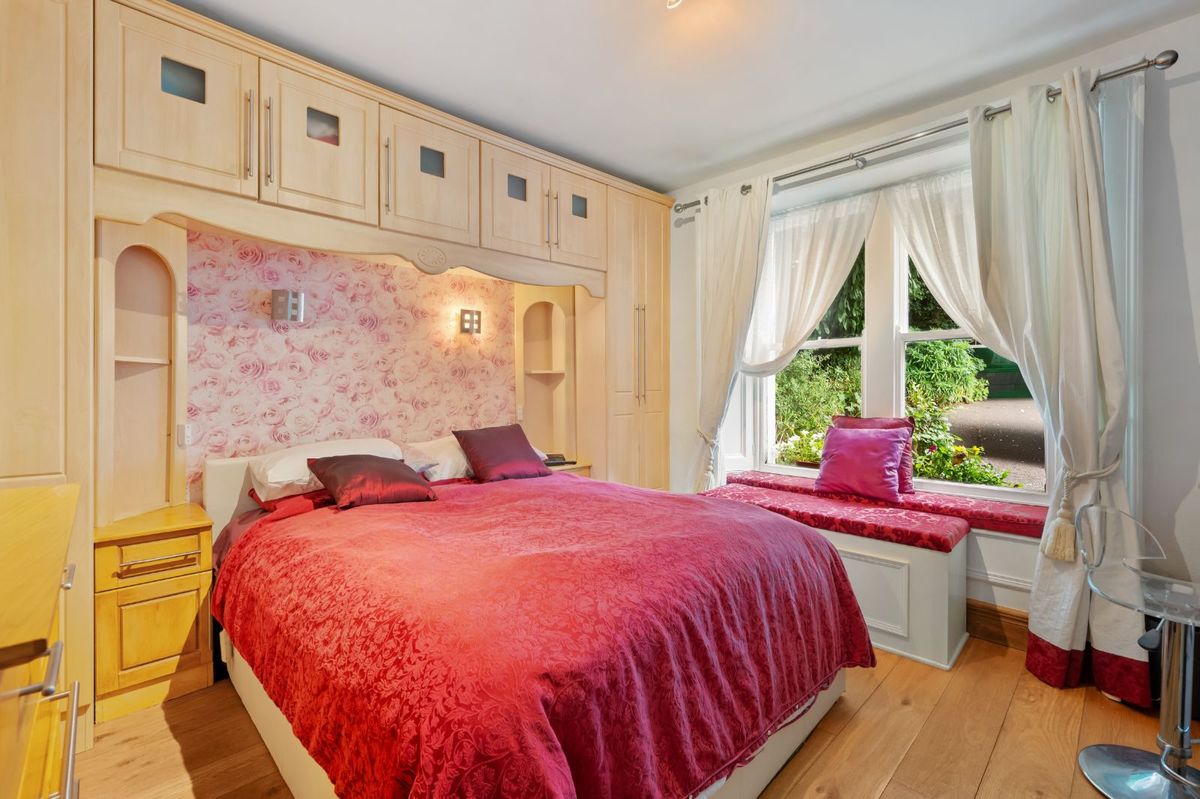 Victorian Property For Sale: Robin Hill, Lake Road, Cobh, Co. Cork Victorian Property For Sale: Robin Hill, Lake Road, Cobh, Co. Cork