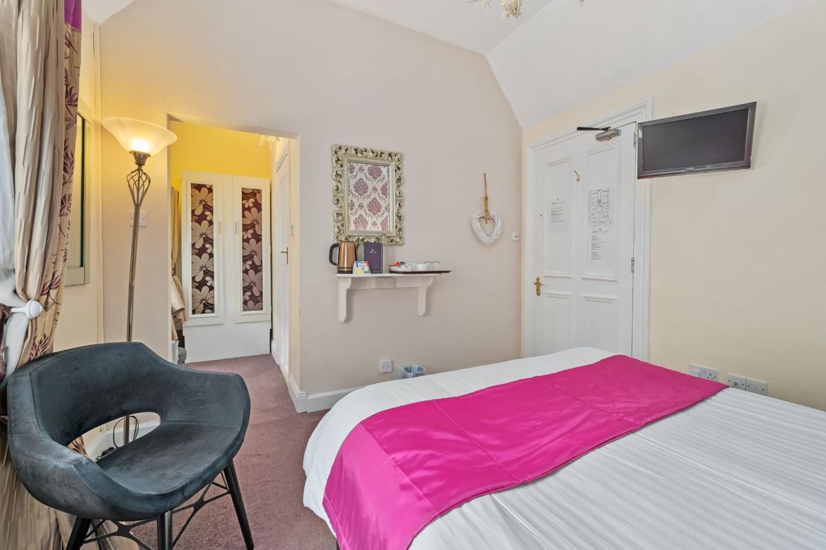 Victorian Property For Sale: Robin Hill, Lake Road, Cobh, Co. Cork Victorian Property For Sale: Robin Hill, Lake Road, Cobh, Co. Cork