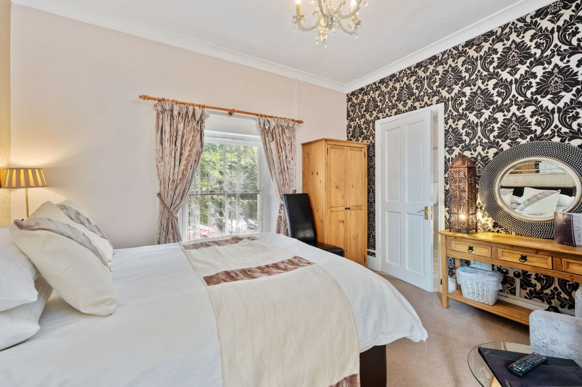 Victorian Property For Sale: Robin Hill, Lake Road, Cobh, Co. Cork Victorian Property For Sale: Robin Hill, Lake Road, Cobh, Co. Cork