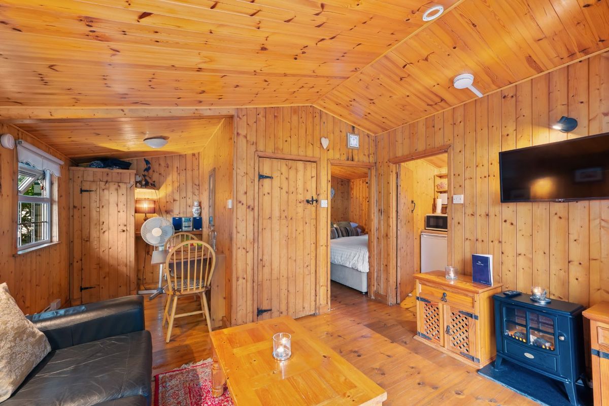 Victorian Property For Sale: Robin Hill, Lake Road, Cobh, Co. Cork Victorian Property For Sale: Robin Hill, Lake Road, Cobh, Co. Cork