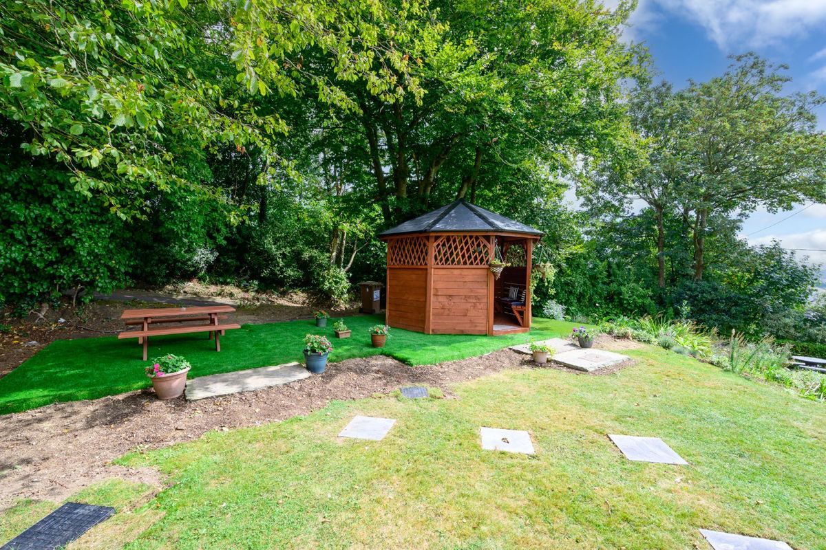 Victorian Property For Sale: Robin Hill, Lake Road, Cobh, Co. Cork Victorian Property For Sale: Robin Hill, Lake Road, Cobh, Co. Cork