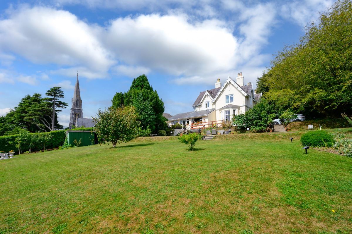Victorian Property For Sale: Robin Hill, Lake Road, Cobh, Co. Cork Victorian Property For Sale: Robin Hill, Lake Road, Cobh, Co. Cork