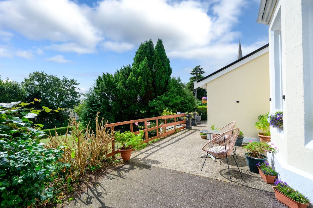 Victorian Property For Sale: Robin Hill, Lake Road, Cobh, Co. Cork Victorian Property For Sale: Robin Hill, Lake Road, Cobh, Co. Cork