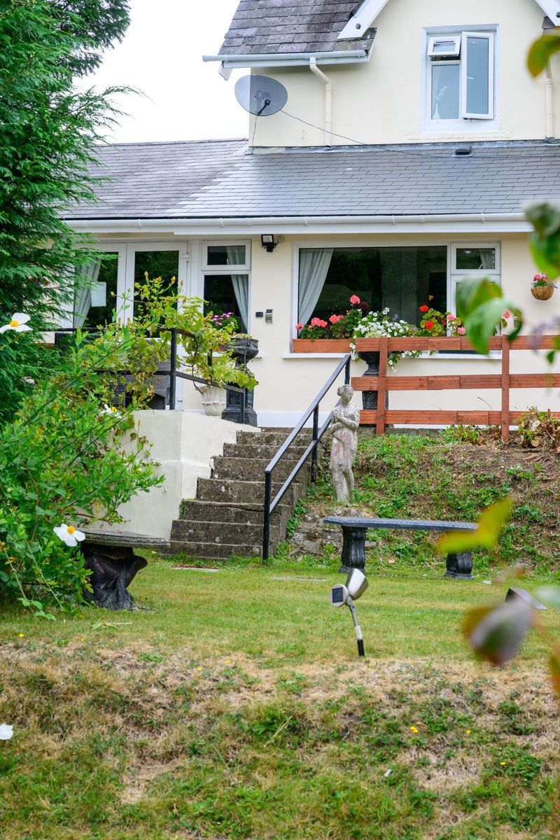 Victorian Property For Sale: Robin Hill, Lake Road, Cobh, Co. Cork Victorian Property For Sale: Robin Hill, Lake Road, Cobh, Co. Cork