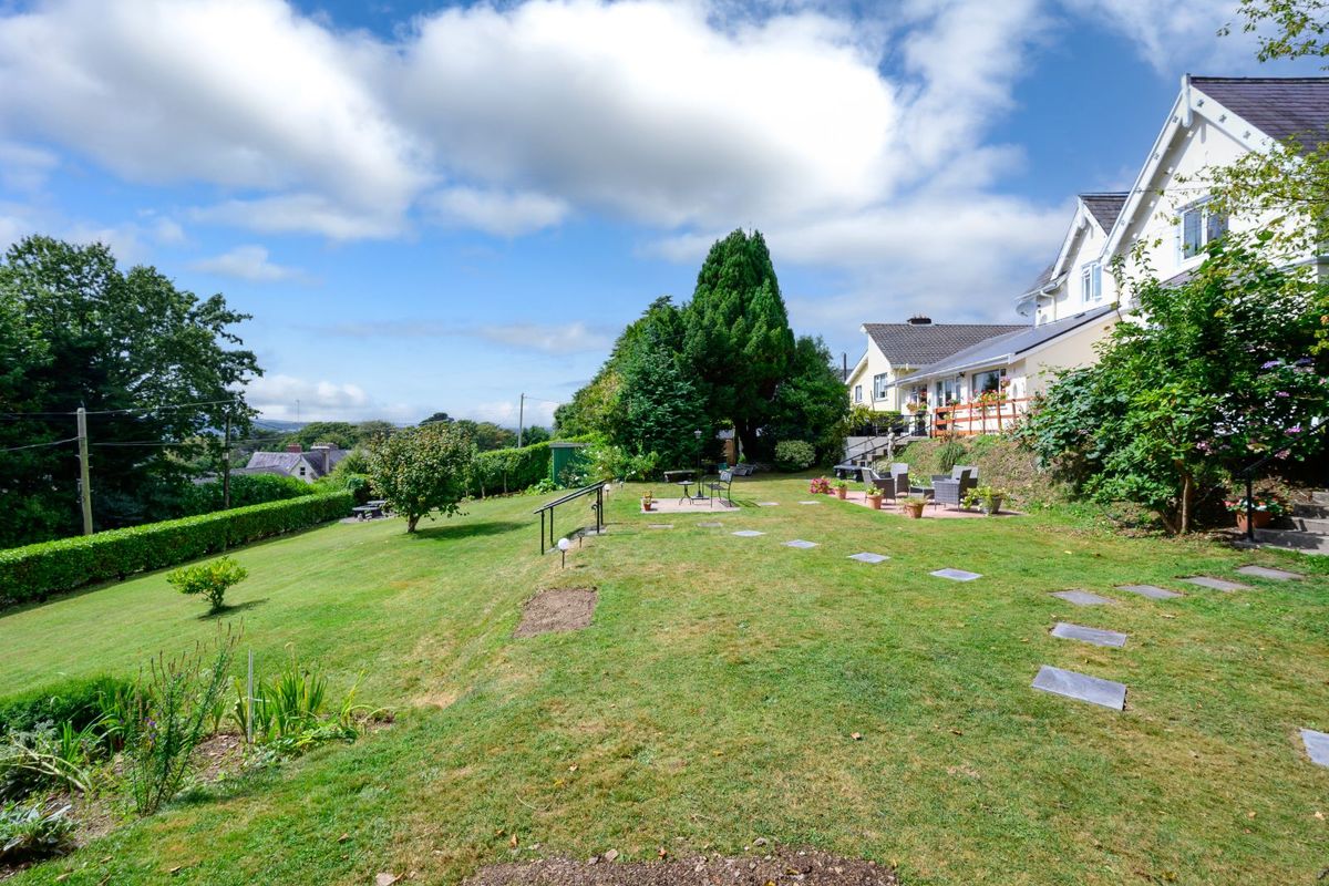 Victorian Property For Sale: Robin Hill, Lake Road, Cobh, Co. Cork Victorian Property For Sale: Robin Hill, Lake Road, Cobh, Co. Cork