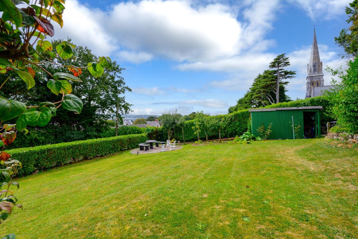 Victorian Property For Sale: Robin Hill, Lake Road, Cobh, Co. Cork Victorian Property For Sale: Robin Hill, Lake Road, Cobh, Co. Cork