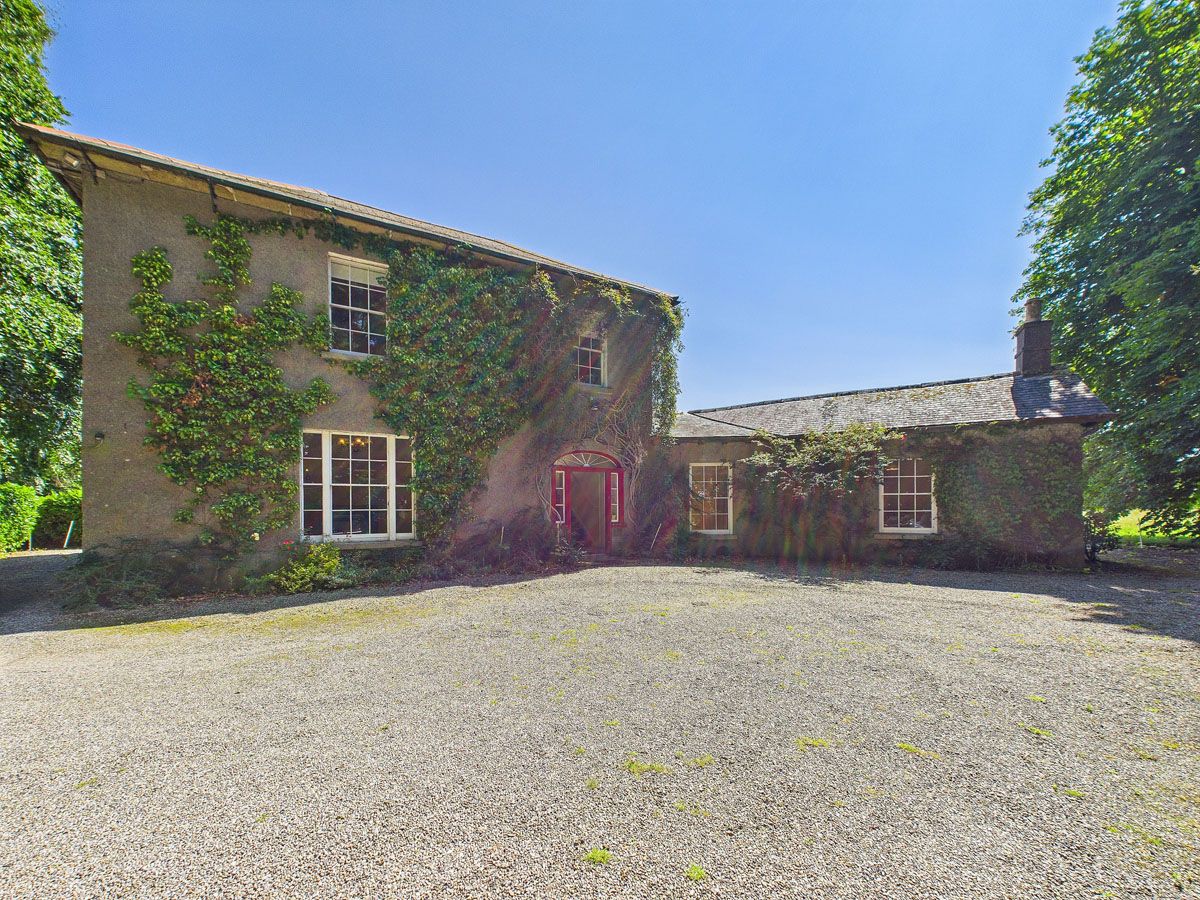 Georgian Residence For Sale: Shamrock Lodge, Mortarstown Upper, Carlow Town, Co. Carlow Georgian Residence For Sale: Shamrock Lodge, Mortarstown Upper, Carlow Town, Co. Carlow