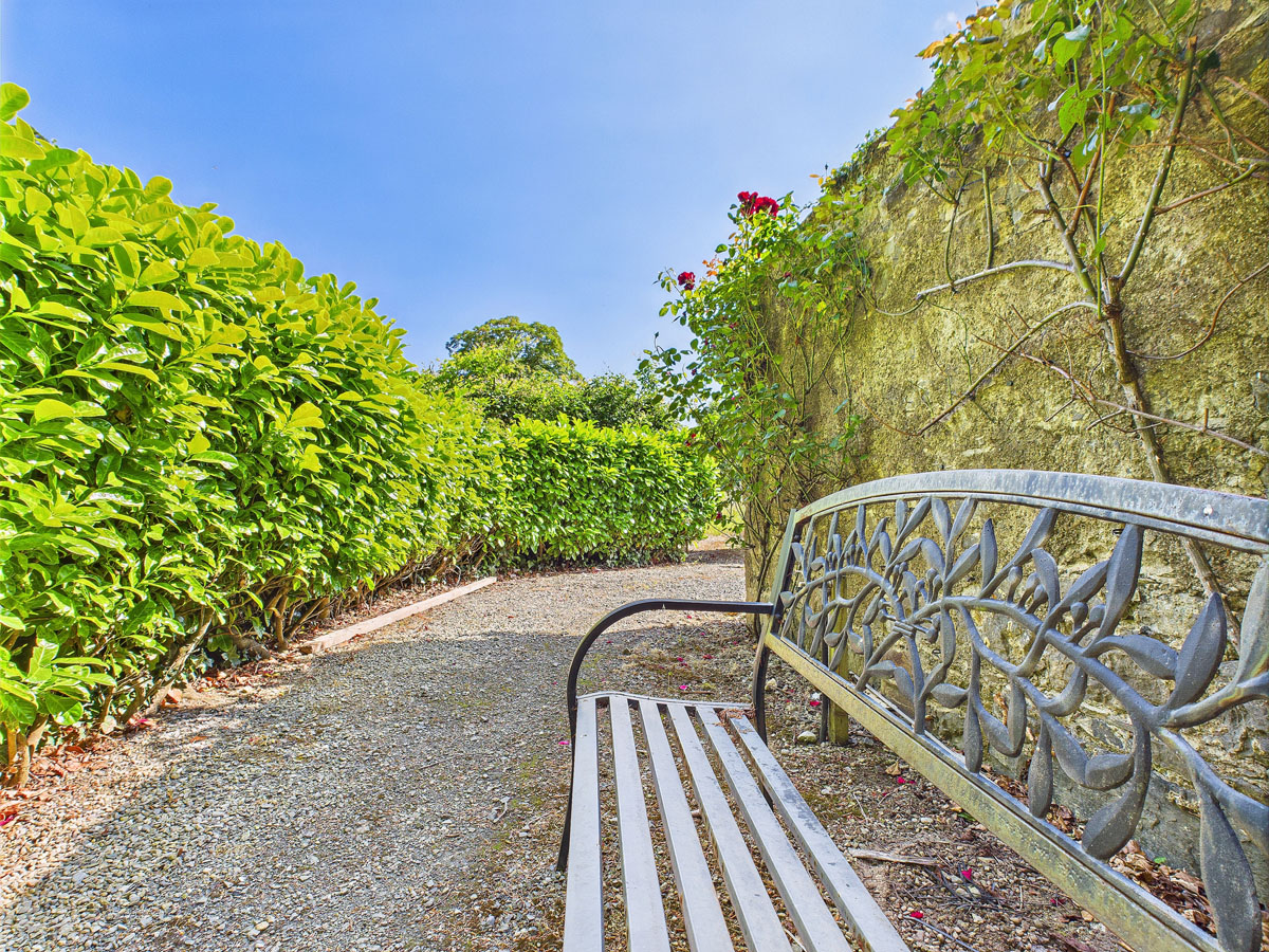 Georgian Residence For Sale: Shamrock Lodge, Mortarstown Upper, Carlow Town, Co. Carlow Georgian Residence For Sale: Shamrock Lodge, Mortarstown Upper, Carlow Town, Co. Carlow