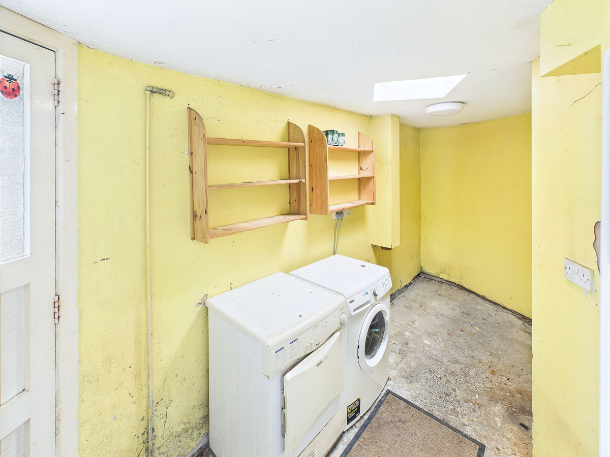 Georgian Residence For Sale: Shamrock Lodge, Mortarstown Upper, Carlow Town, Co. Carlow Georgian Residence For Sale: Shamrock Lodge, Mortarstown Upper, Carlow Town, Co. Carlow