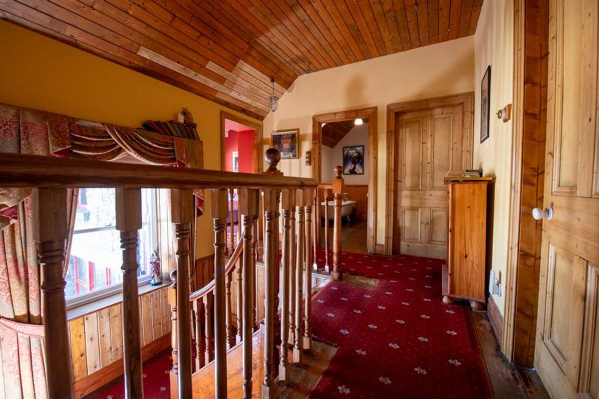 Period Farmhouse For Sale: The Glen, Ladywell, Ballyheigue, Co. Kerry Period Farmhouse For Sale: The Glen, Ladywell, Ballyheigue, Co. Kerry