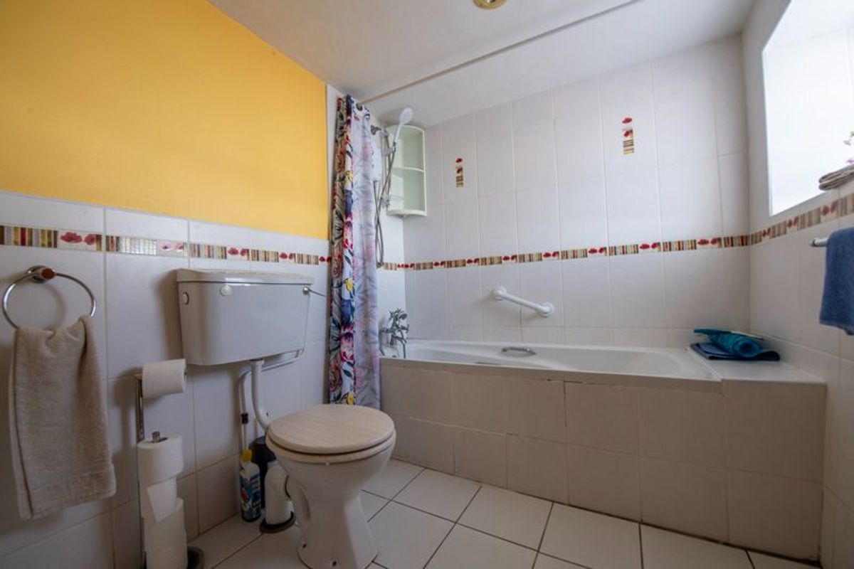 Period Farmhouse For Sale: The Glen, Ladywell, Ballyheigue, Co. Kerry Period Farmhouse For Sale: The Glen, Ladywell, Ballyheigue, Co. Kerry